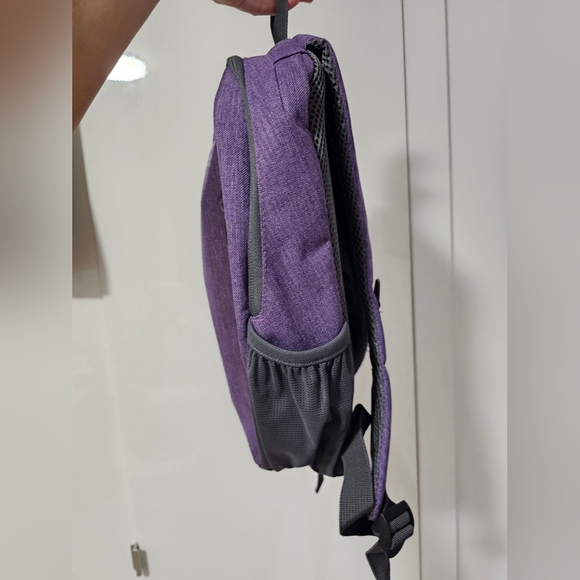 Modern Purple Backpack by Wenger - Picture 2 of 14